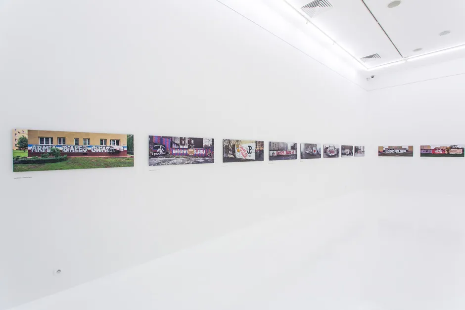 Wojciech Wilczyk: Święta Wojna — Galeria 1